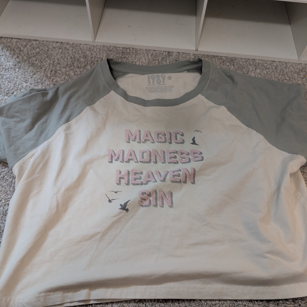 Taylor Swift Crop Tee 2XL